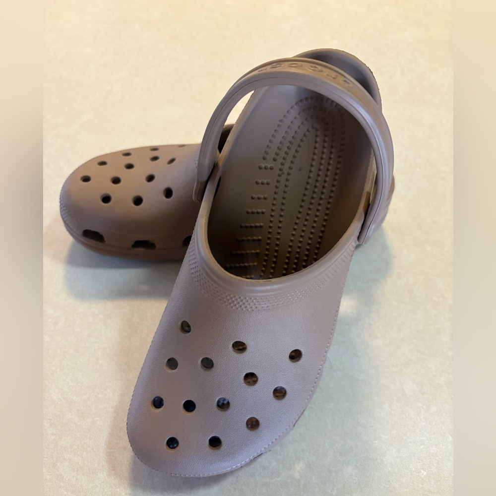 CROCS Latte original style clogs